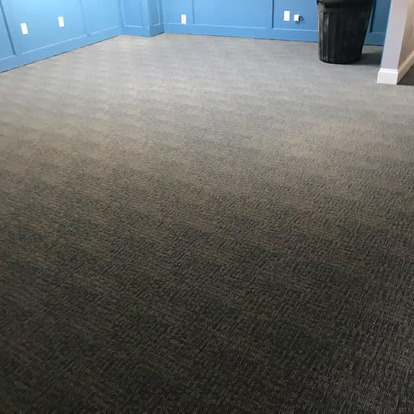 Grey carpet installation